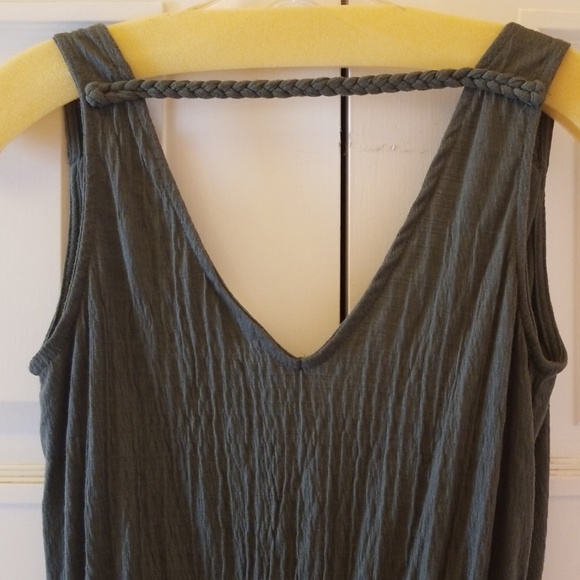 Universal Threads Romper Olive - Picture 6 of 6